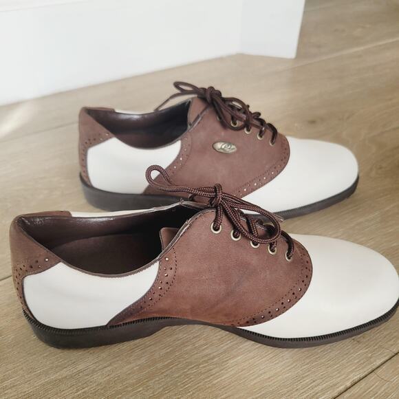 Easy Spirit Golf Shoes Womens Size 8.5 W Brown White Saddle Oxford Leather Upper - Picture 3 of 8